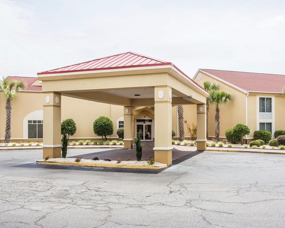 Comfort Inn & Suites Walterboro I-95 Bagian luar foto