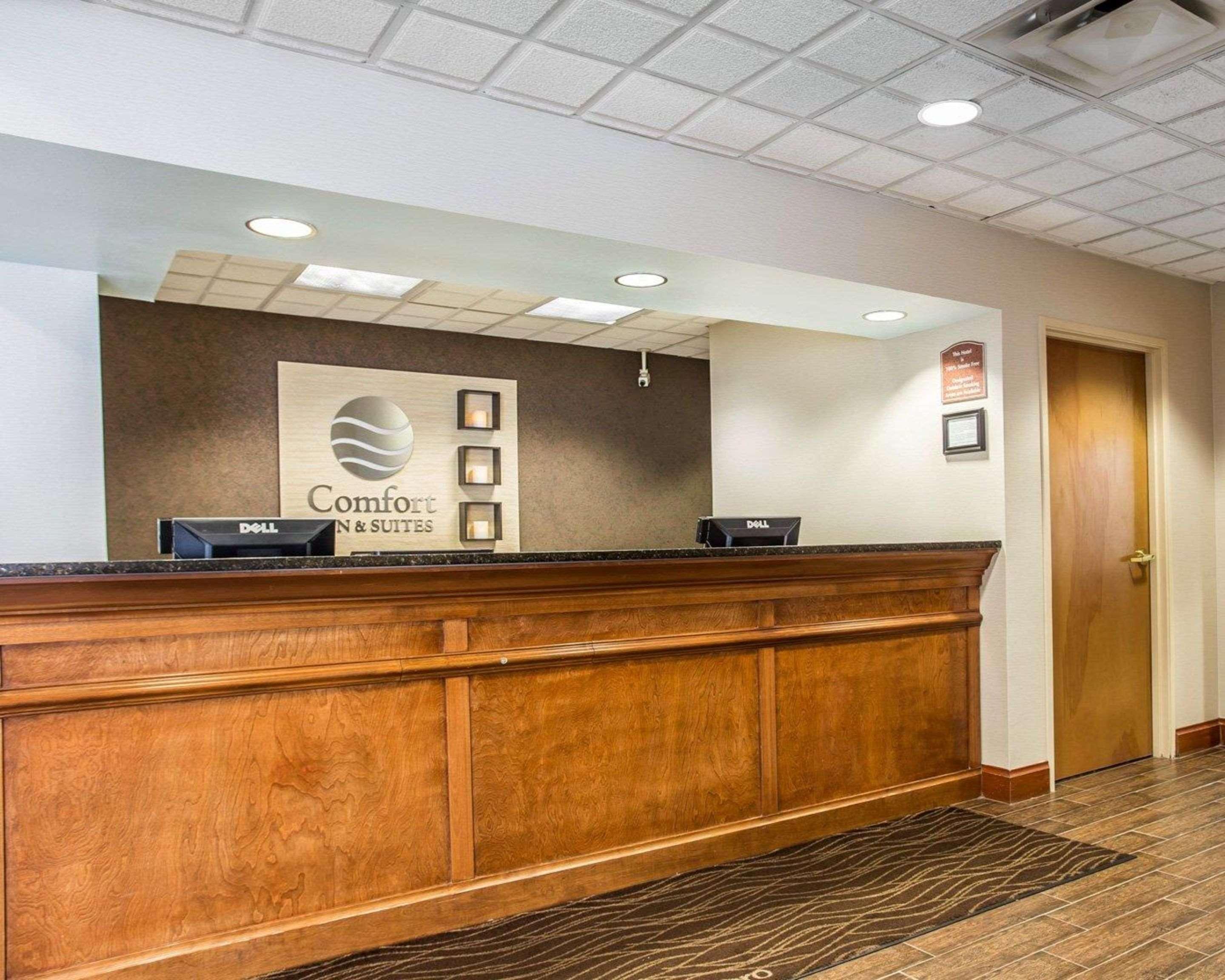 Comfort Inn & Suites Walterboro I-95 Bagian luar foto