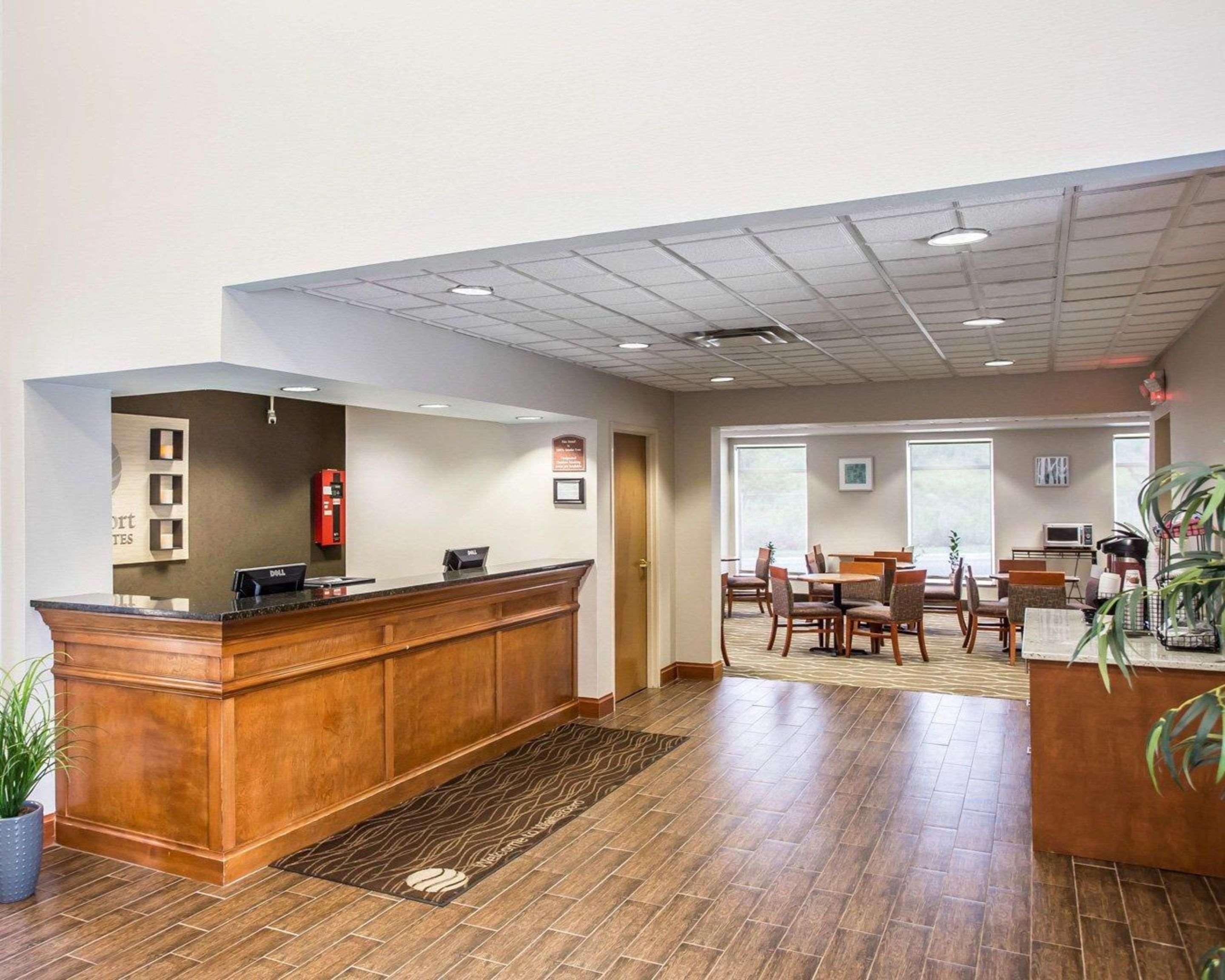 Comfort Inn & Suites Walterboro I-95 Bagian luar foto